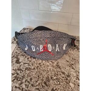 Nike Air Jordan Hip Pack Fanny Belt Bag Waist Crossbody